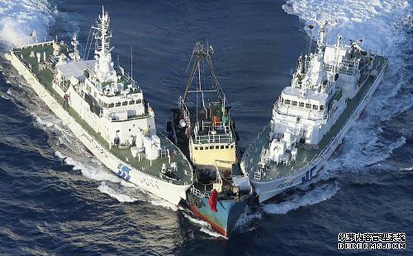 点击图片进入下一页