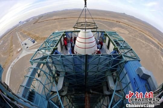 点击图片进入下一页