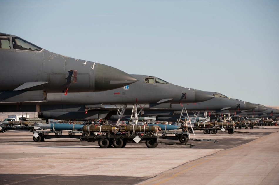 点击图片进入下一页